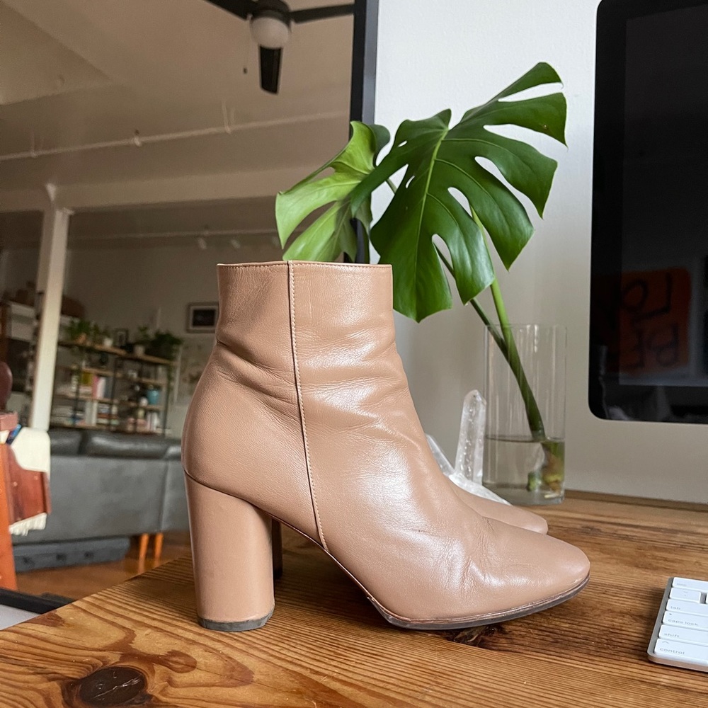 Size 39 leather boots (size 8) - Picture 12 of 12